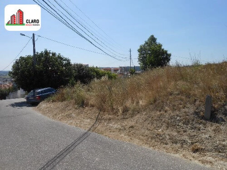 Terreno para Venda em Eiras e São Paulo de Frades Foto 1