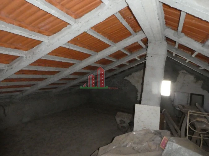 Moradia T3 para Venda em Santo Varão Foto 14