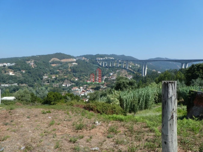 Terreno para Venda em Ceira Foto 2