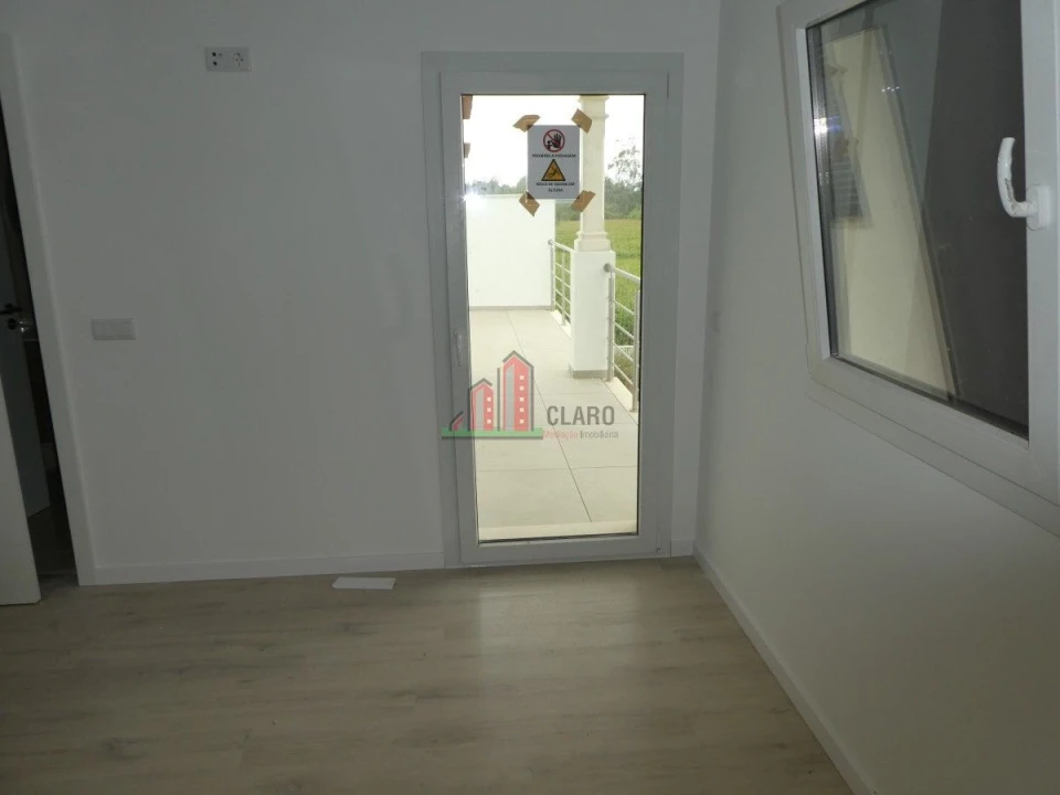 Moradia T3 para Venda em Arazede Foto 16