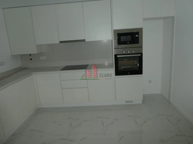 Moradia T3 para Venda em Arazede Foto 12