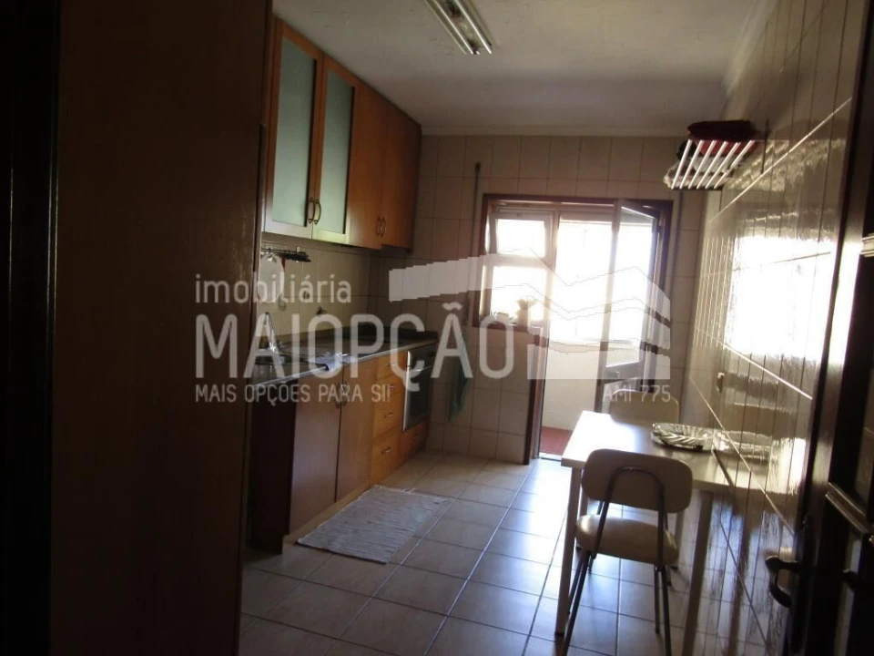Apartamento T2 para Venda em São Felix da Marinha Foto 16