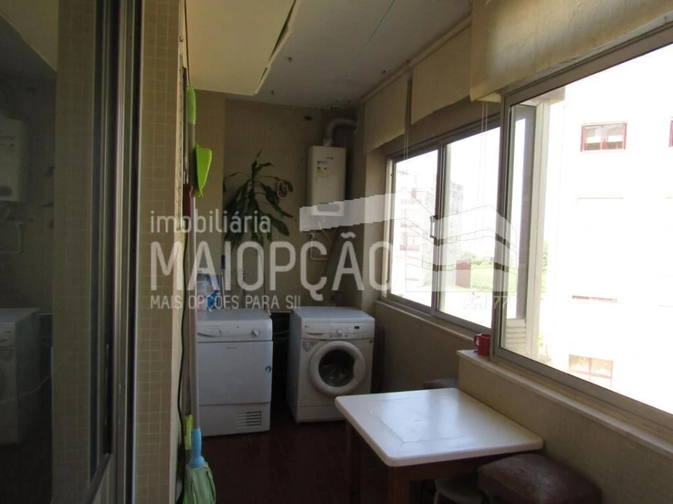 Apartamento T2 para Venda em São Felix da Marinha Foto 1