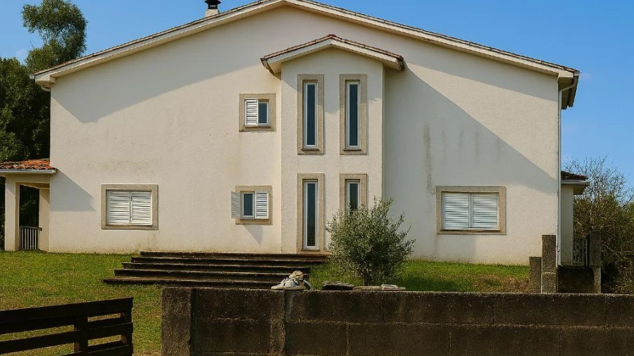 Moradia T4 para Venda em Castro Daire