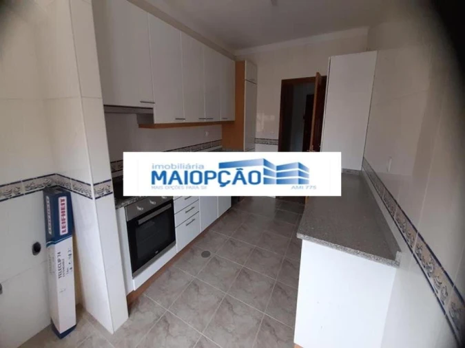 Apartamento T1 para Venda em Arcozelo Foto 1