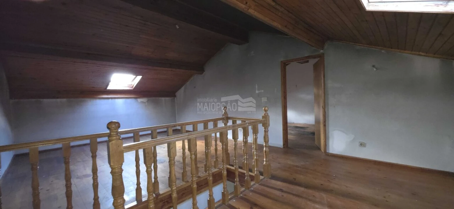 Moradia T4 para Venda em Alfandega da Fe Foto 13