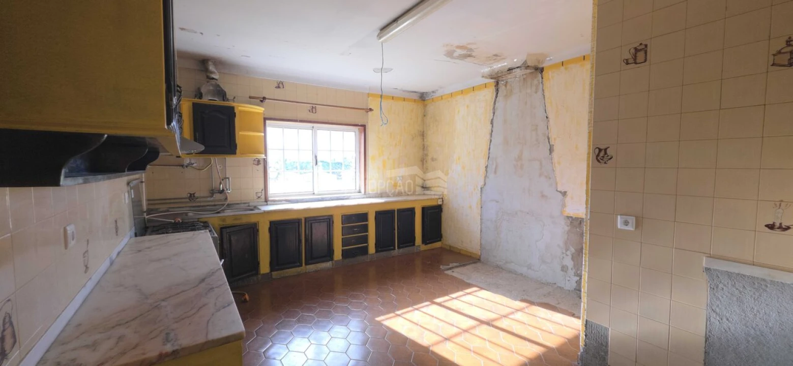 Moradia T4 para Venda em Alfandega da Fe Foto 4