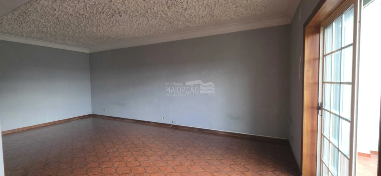 Moradia T4 para Venda em Alfandega da Fe Foto 6