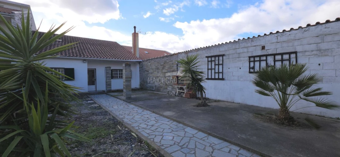 Moradia T4 para Venda em Alfandega da Fe Foto 15