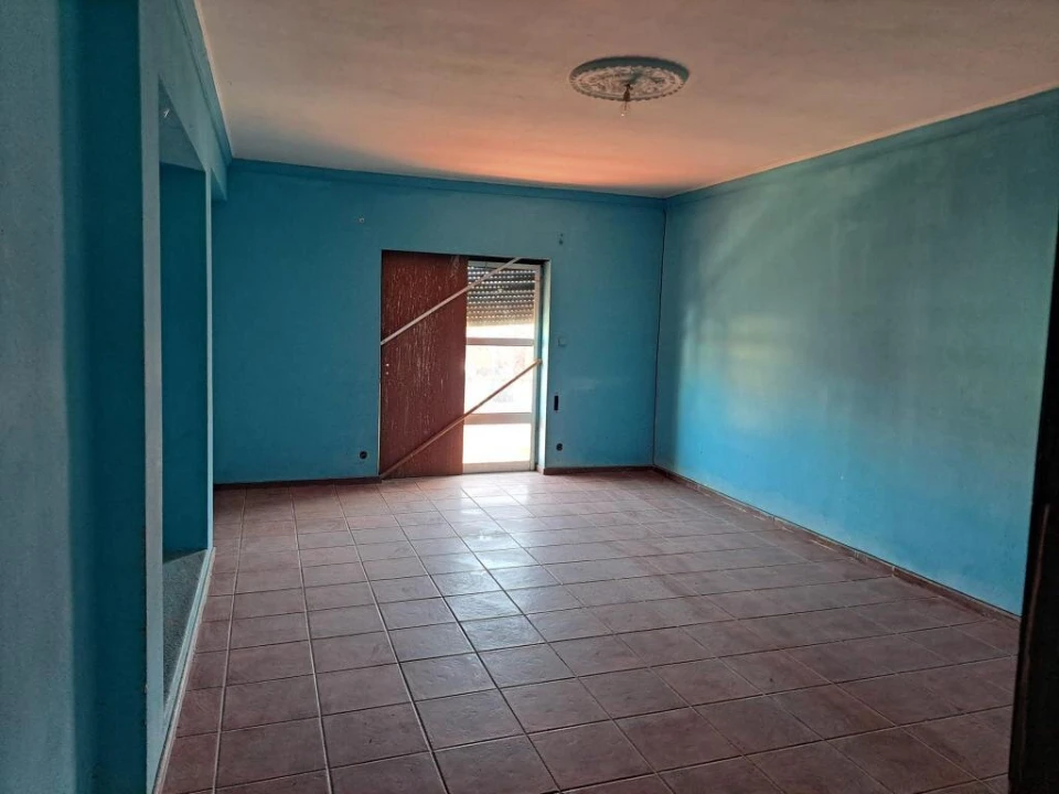 Apartamento T3 para Venda em Vila Nova de Foz Côa Foto 4