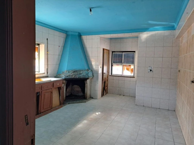 Apartamento T3 para Venda em Vila Nova de Foz Côa Foto 3