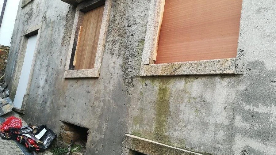 Moradia T5 para Venda em Fajão-Vidual
