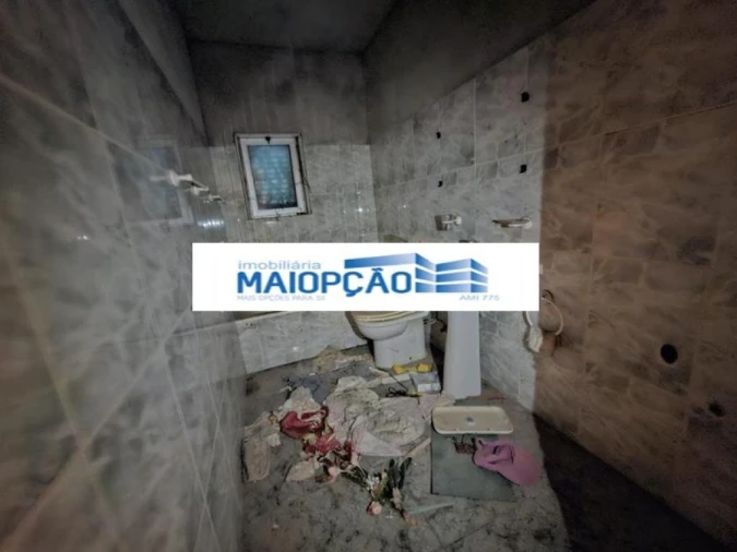 Moradia T2 para Venda em Santa Comba de Rossas Foto 2