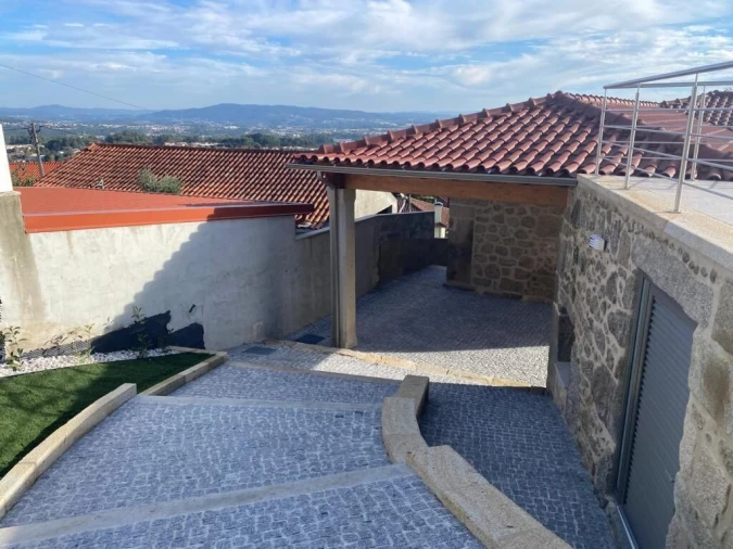 Moradia T0 para Venda em Carapeços Foto 5