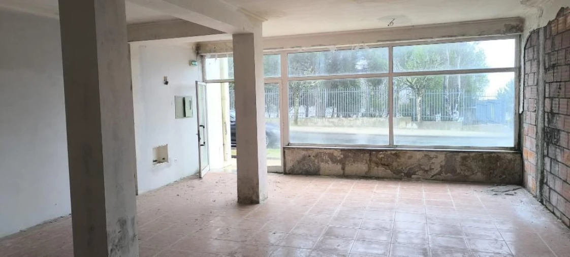 Loja para Venda em Nelas Foto 3