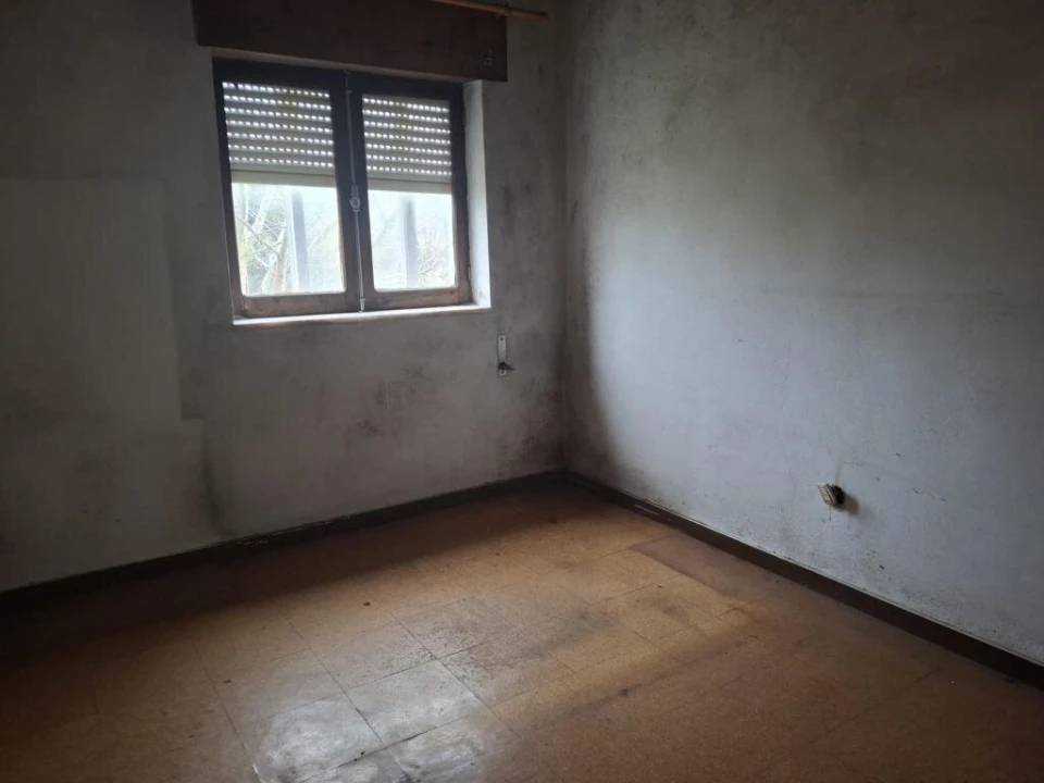 Moradia T0 para Venda em Pinzio Foto 3