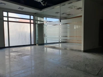 Loja para Venda em Samora Correia