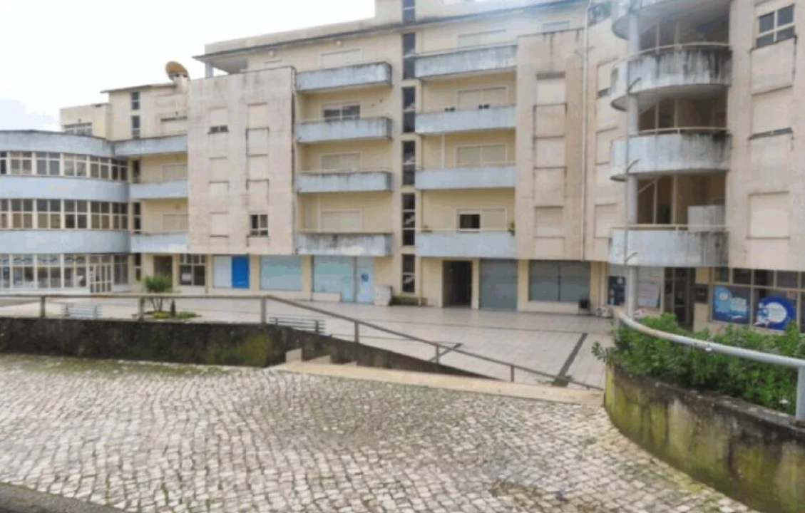 Loja para Venda em Miranda do Corvo Foto 1