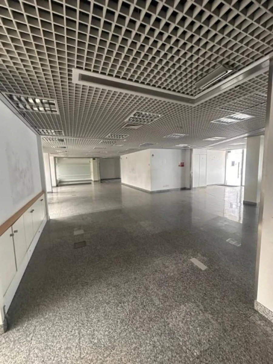 Loja para Venda em Miranda do Corvo Foto 6