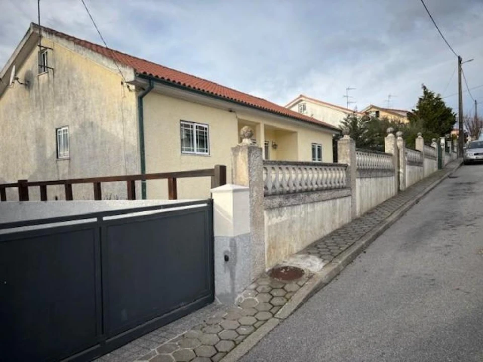 Moradia T2 para Venda em Vilar Formoso Foto 6