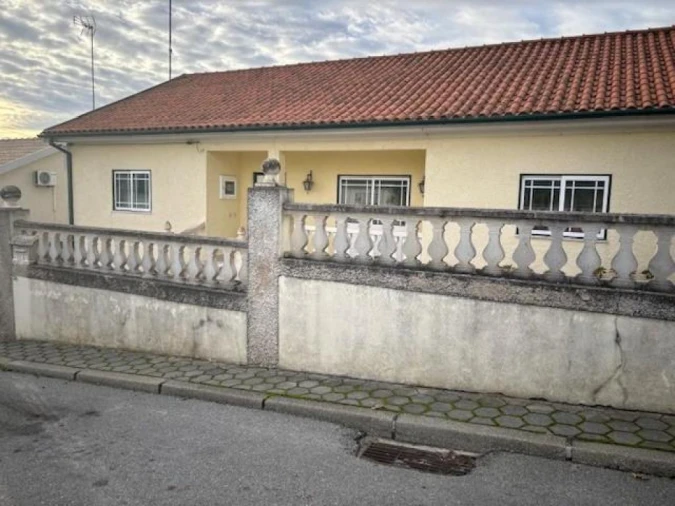 Moradia T2 para Venda em Vilar Formoso Foto 2