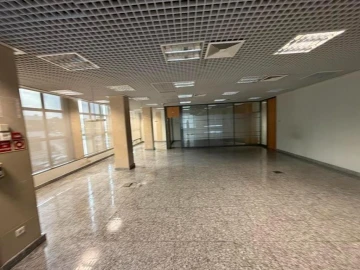 Loja para Venda em Poiares (Santo Andre)