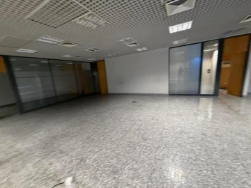 Loja para Venda em Poiares (Santo Andre)