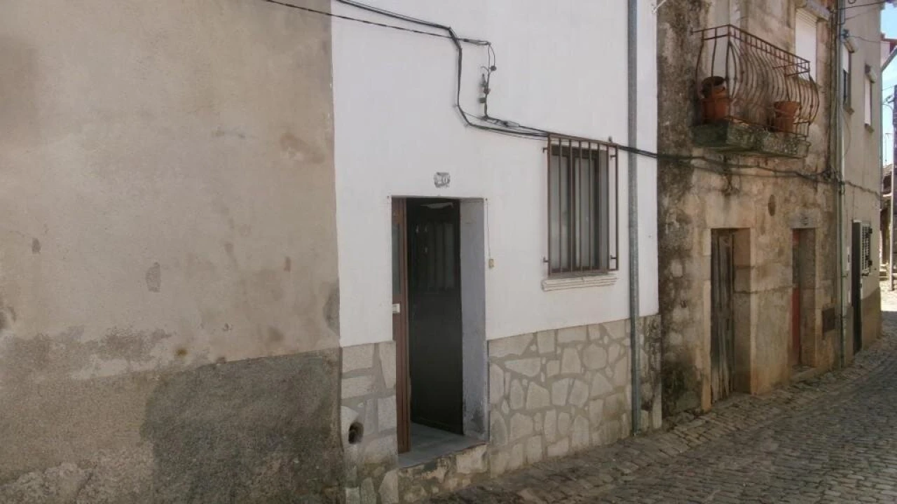 Moradia T1 para Venda em Aranhas Foto 3