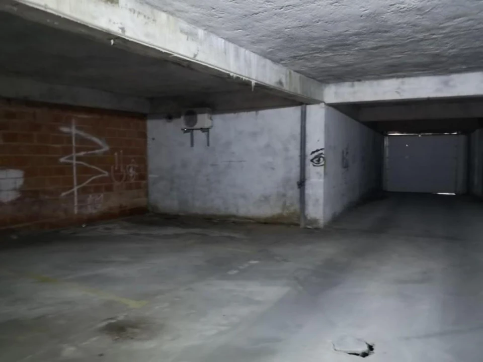 Garagem para Venda em Nelas Foto 20