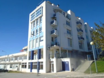 Garagem para Venda em Nelas
