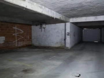 Garagem para Venda em Nelas
