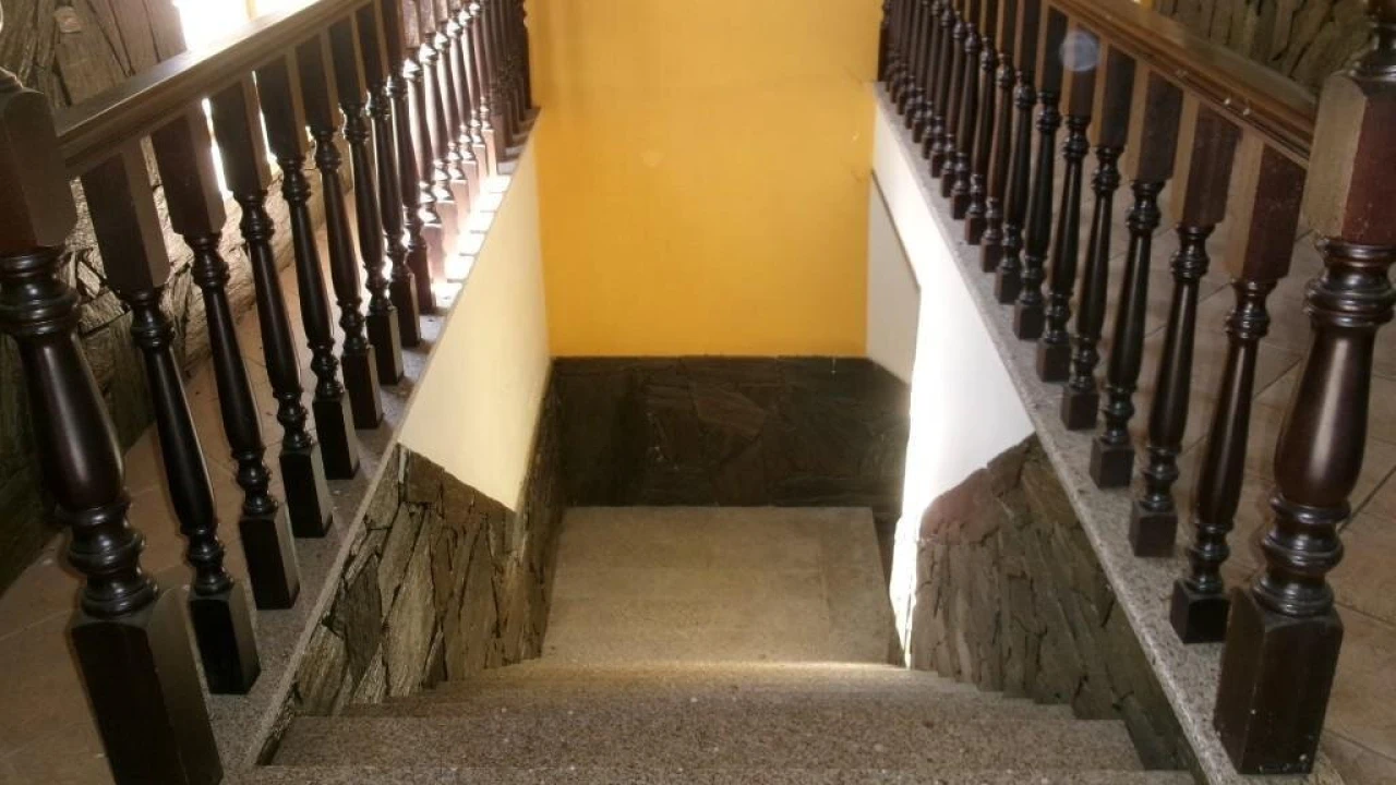 Prédio para Venda em Valongo dos Azeites Foto 14