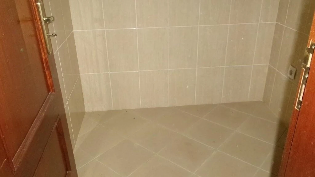 Prédio para Venda em Valongo dos Azeites Foto 27