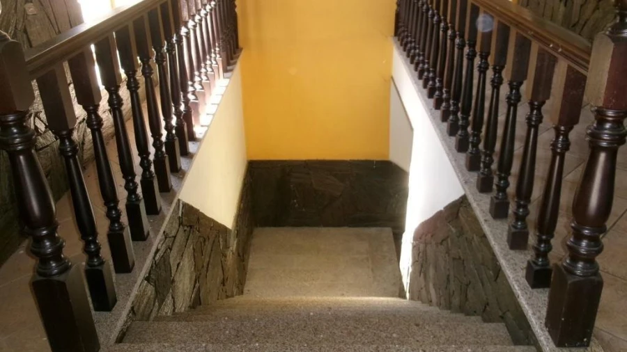 Prédio para Venda em Valongo dos Azeites Foto 14