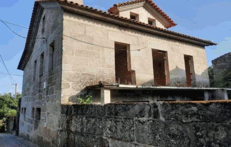 Moradia T3 para Venda em Beijos