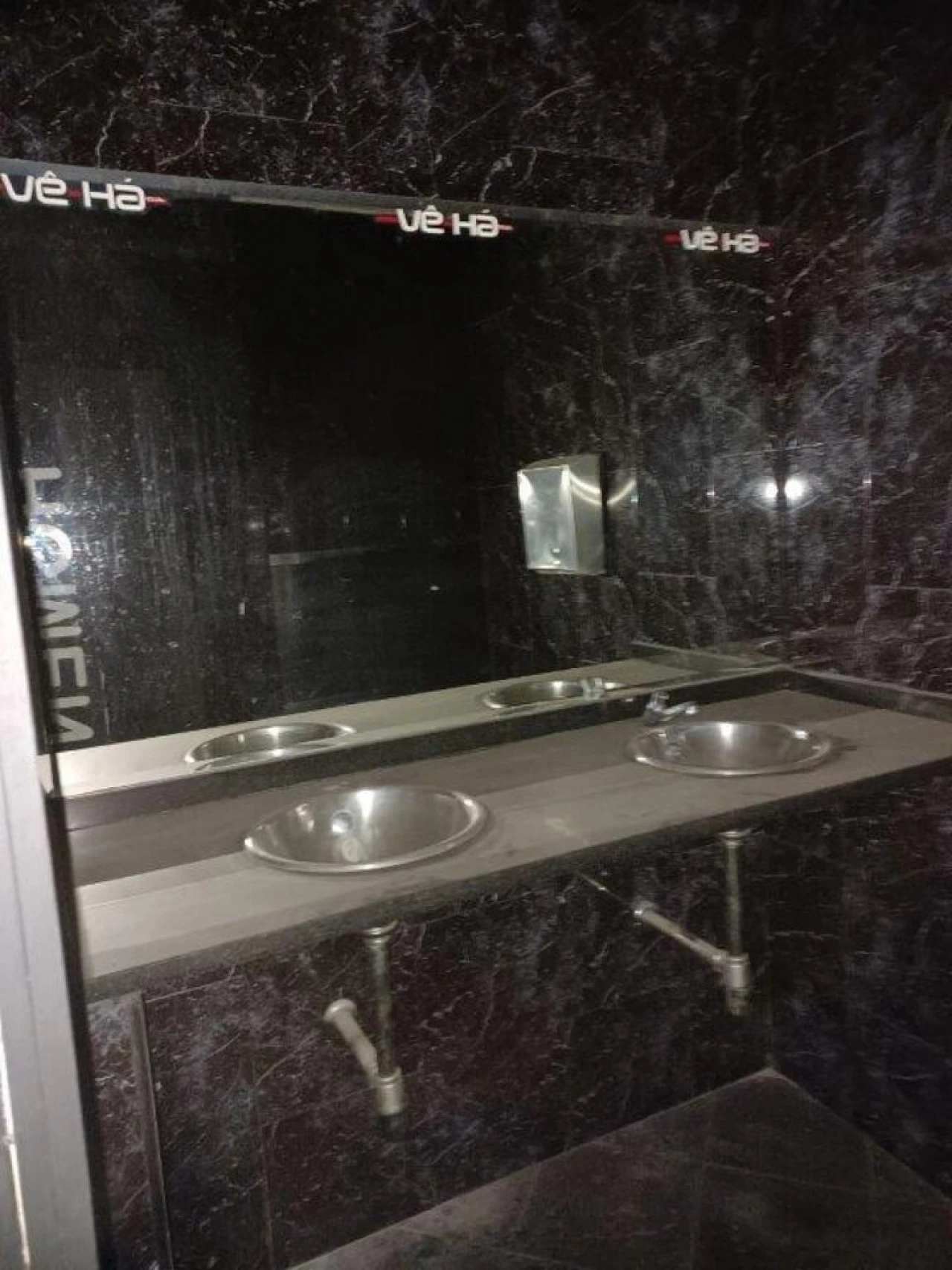 Prédio para Venda em Vila das Aves Foto 18