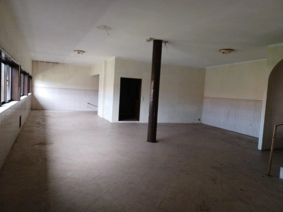 Prédio para Venda em Vila das Aves Foto 5