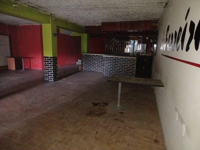 Prédio para Venda em Vila das Aves Foto 23