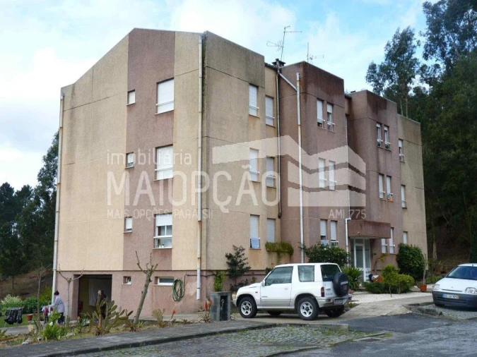 Garagem para Venda em Souselo Foto 6