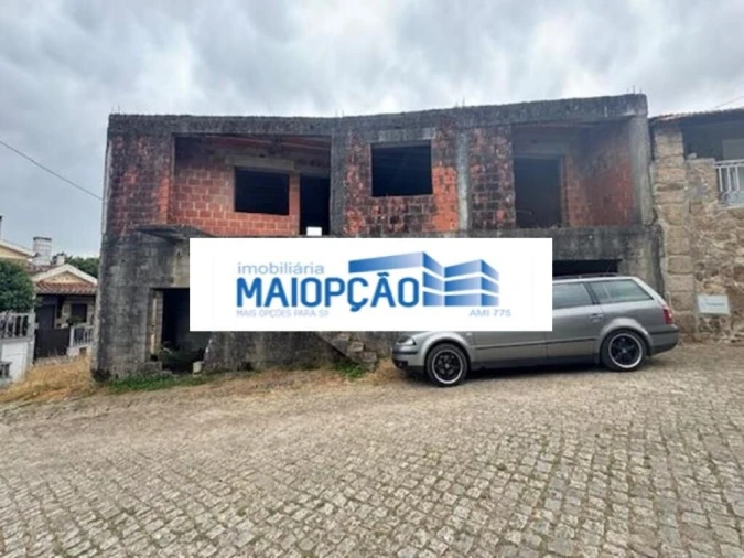 Moradia T3 para Venda em Satão