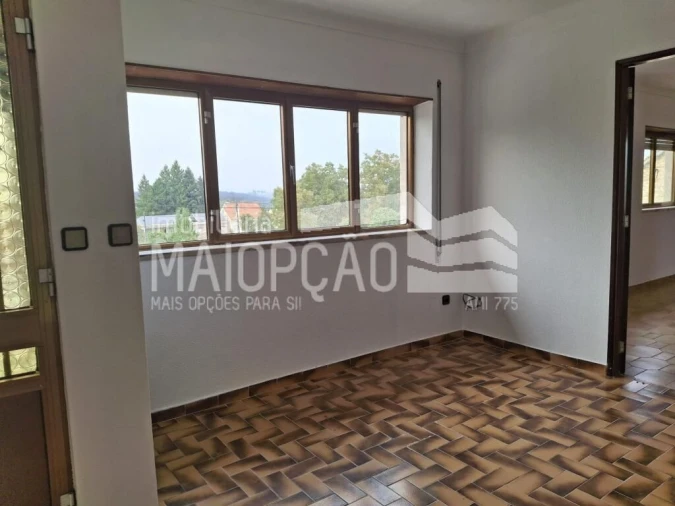 Moradia T3 para Venda em Pega Foto 8