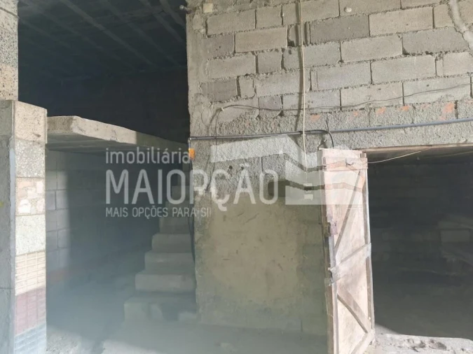 Moradia T3 para Venda em Pega Foto 25