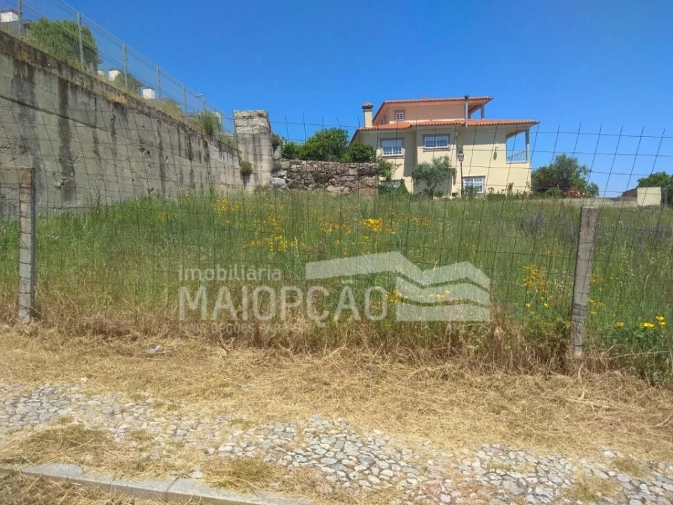 Terreno para Venda em Guarda Foto 1