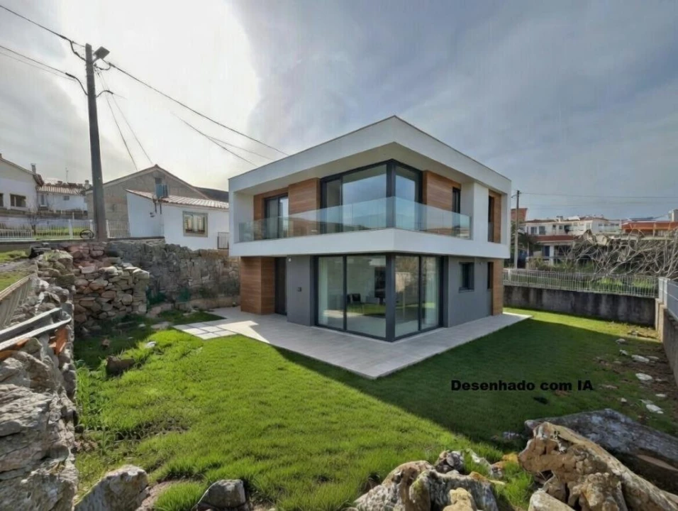 Moradia T0 para Venda em Guarda Foto 1