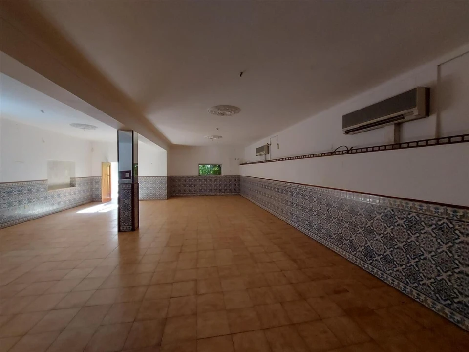 Prédio para Venda em Santiago de Besteiros Foto 11