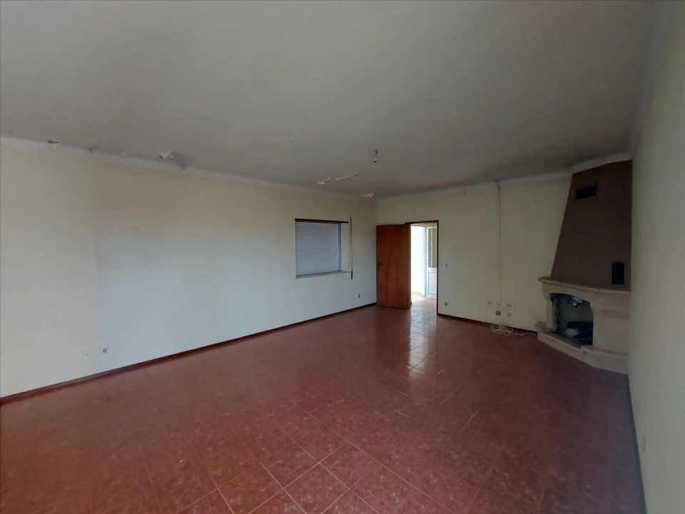 Prédio para Venda em Santiago de Besteiros Foto 26