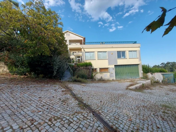 Prédio para Venda em Santiago de Besteiros Foto 4