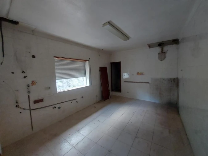 Prédio para Venda em Santiago de Besteiros Foto 31