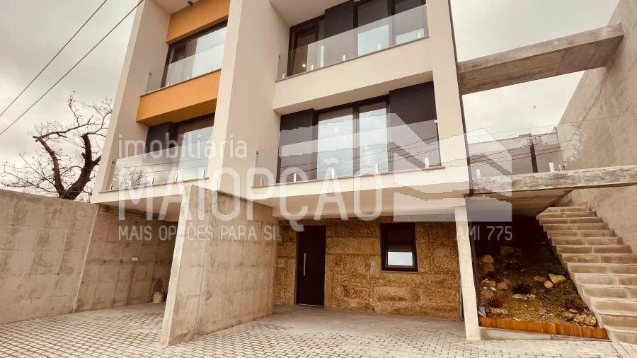 Moradia T3 para Venda em Guarda