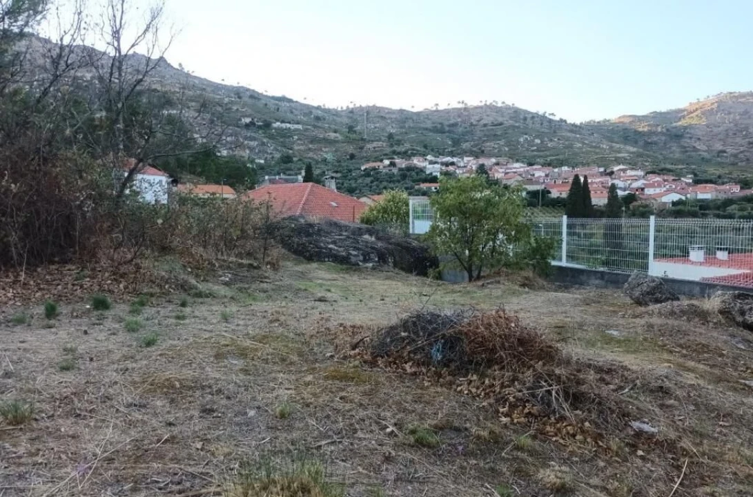 Terreno para Venda em Aldeia Viçosa Foto 3